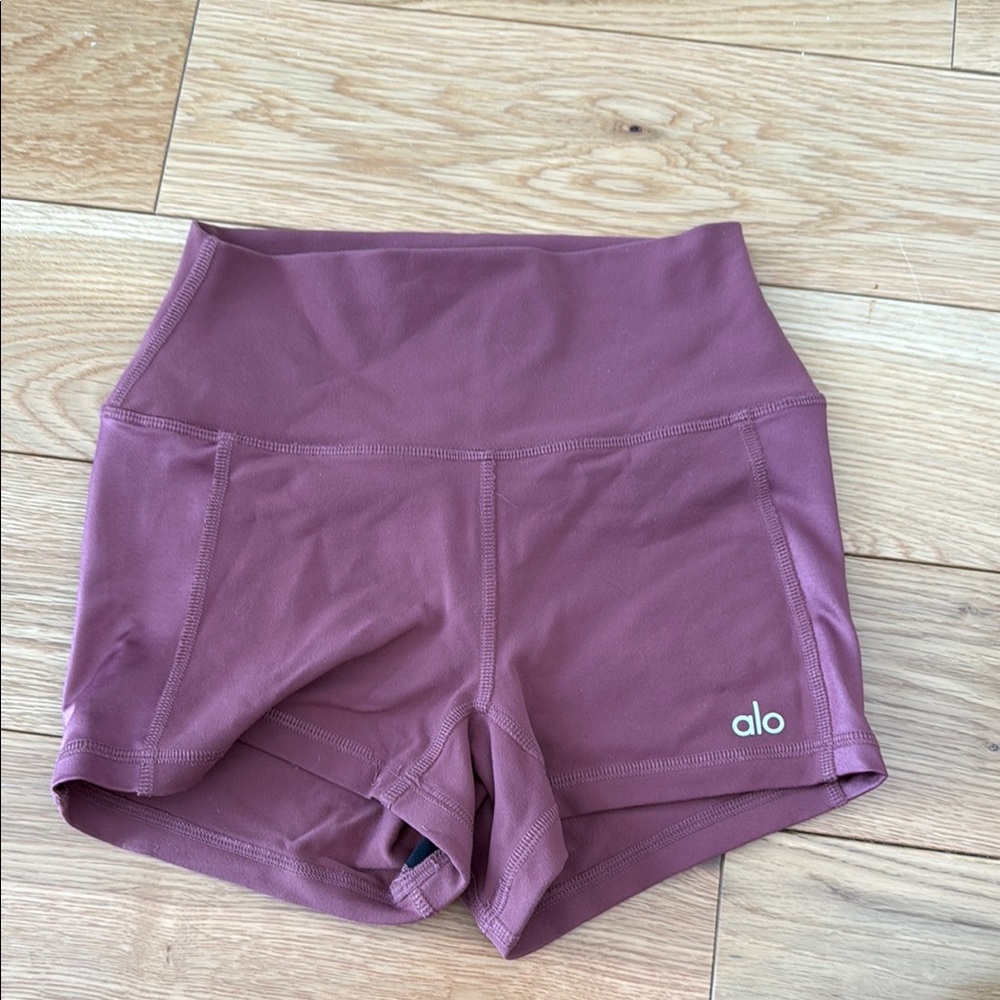 ALO high waisted yoga shorts
